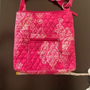 Vera Bradley tote never used. 3 zipper closures, adjustable strap